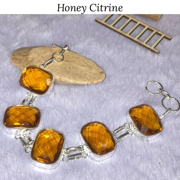 Golden Citrine Gemstone Handmade Bracelet - Picture 6 of 9